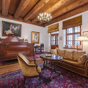 https://orlowska-townhouse-apartments.krakowhotelspoland.com